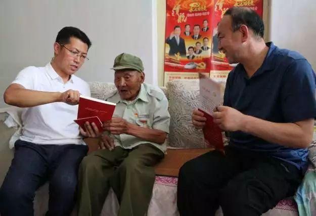 电脑xp蓝屏打不开怎么办游戏画面