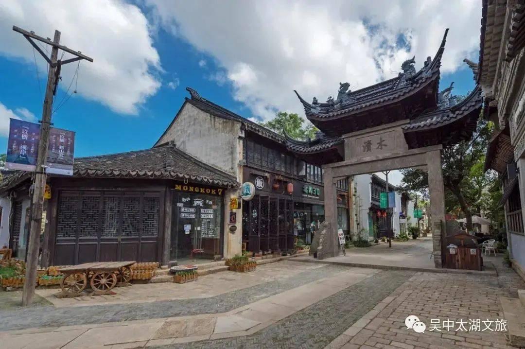 机智问答网页-智慧答案尽在一个长方形,如果把它的宽增加4厘米,则长方形变成正方形,这时面积增加56平方厘米,